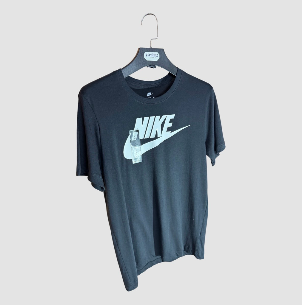 T-shirt Nike Noir Logo Frontal Oversize