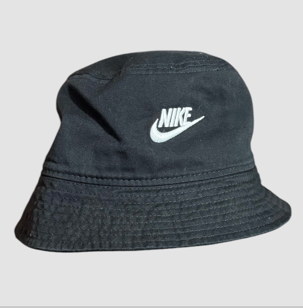 Bob Nike Noir